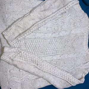 Hollister sweater
